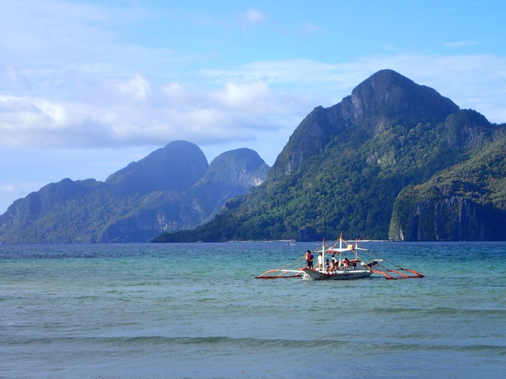 El Nido bay – early check-in and late checkout guide