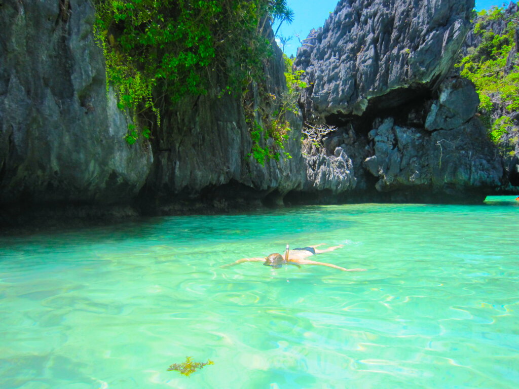 Diving vs Snorkeling El Nido