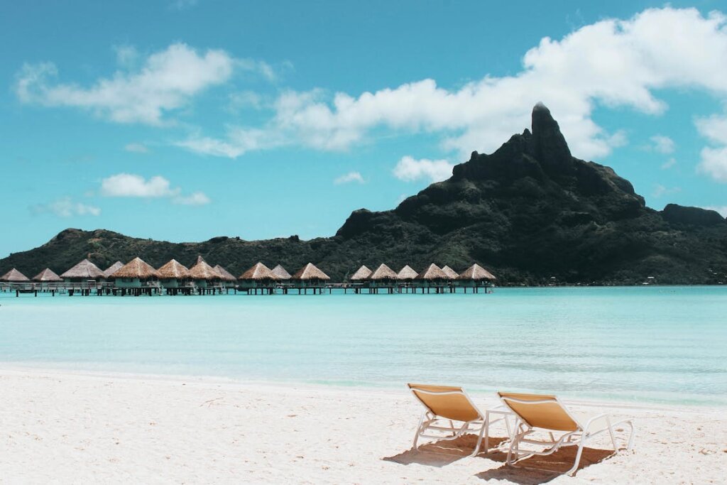 El Nido island beach snorkeling diving Palawan