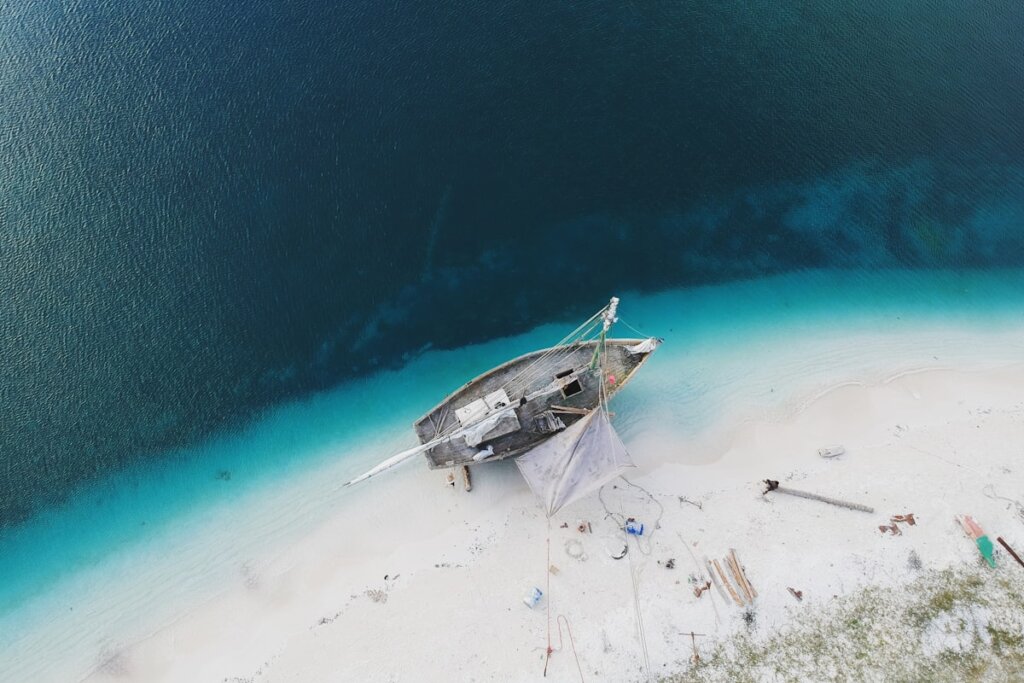 Sailing yacht catamaran El Nido Palawan Philippines island archipelago