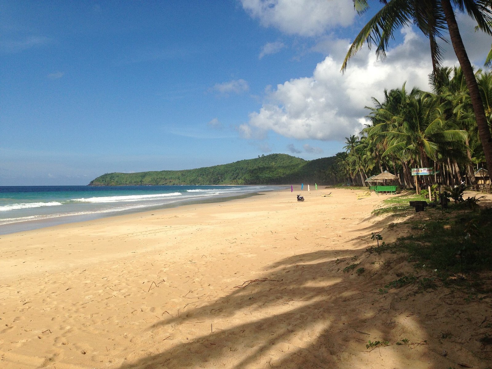 Quiet beach shoreline near El Nido, Palawan