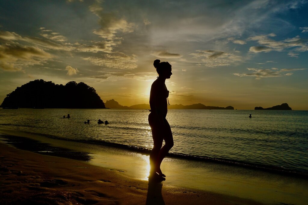 Sunglasses for El Nido: Polarized vs Standard