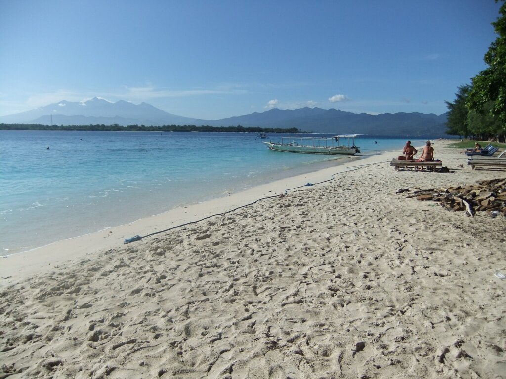 Beach on Gili Trawangan for an El Nido vs Gili Islands comparison